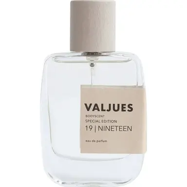 19 | Nineteen by Valjues bottle