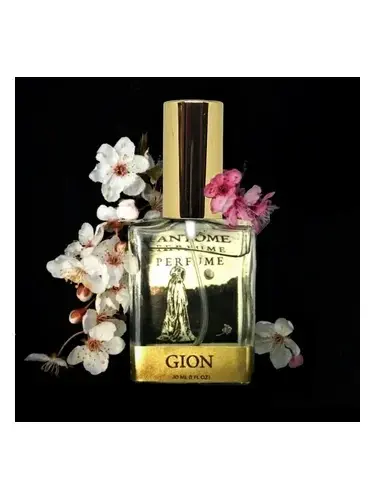 Gion by Fantôme bottle