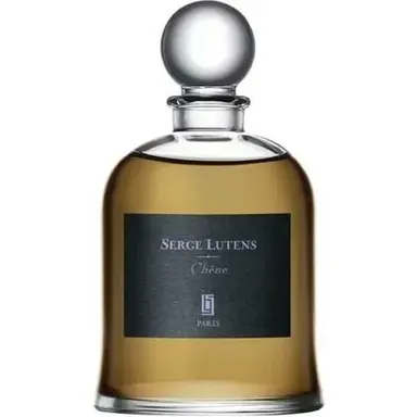 Chene by Serge Lutens bottle
