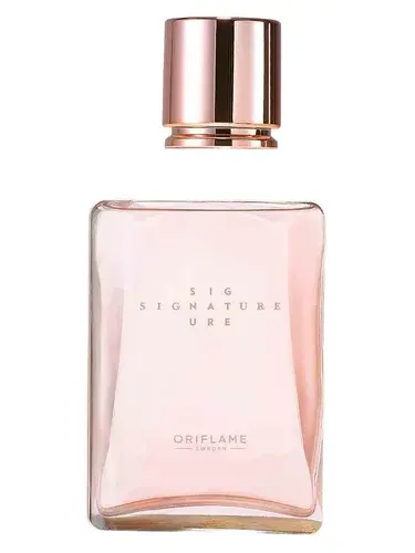 Signature For Her Parfum by Oriflame bottle