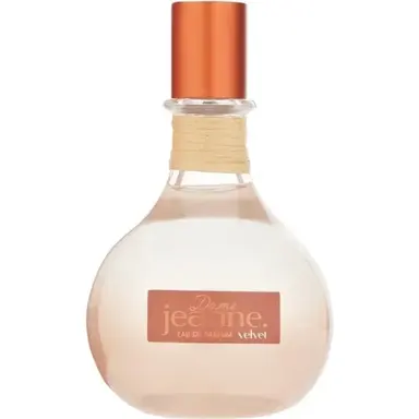 Dame Jeanne Velvet by Jeanne en Provence