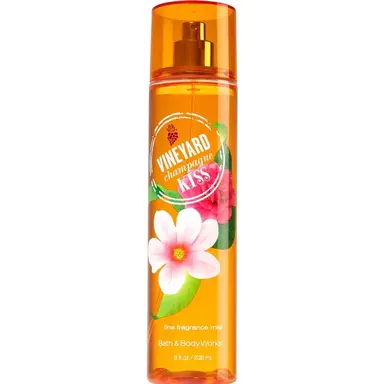 Vineyard Champagne Kiss by Bath & Body Works bottle