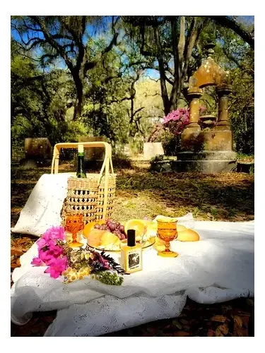 Victorian Picnic by Solstice Scents bottle