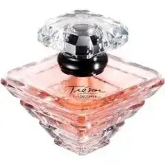 Tresor Eau de Parfum Lumineuse by Lancome bottle