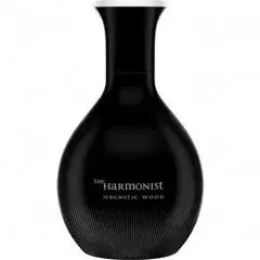 Magnetic Wood by The Harmonist bottle