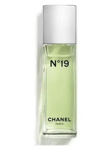 Chanel N°19 by Chanel bottle