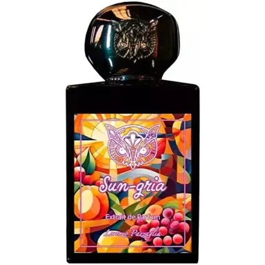 Sun-gria by Lorenzo Pazzaglia bottle