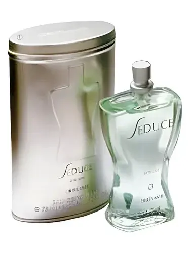 Seduce for him by Oriflame bottle