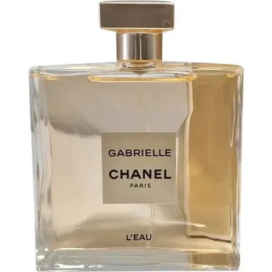 Gabrielle L'Eau by Chanel bottle