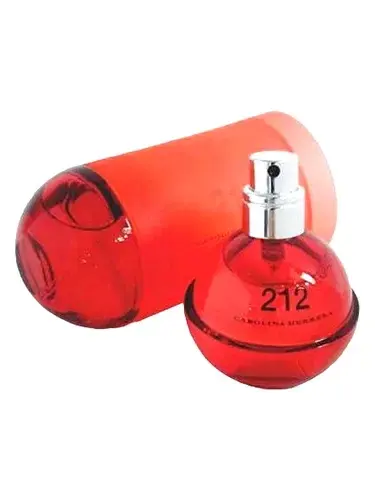 212 Shiny Silver by Carolina Herrera bottle