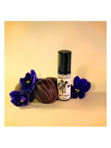 Violet Truffle by Solstice Scents bottle