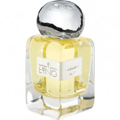 Sekushi No. 7 by Lengling bottle