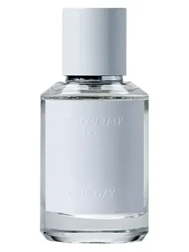 003 Pillow Talk by onE DAY bottle
