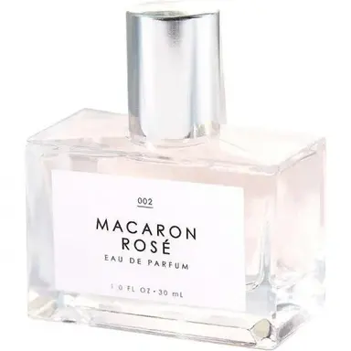 Macaron Rosé by Le Monde Gourmand bottle