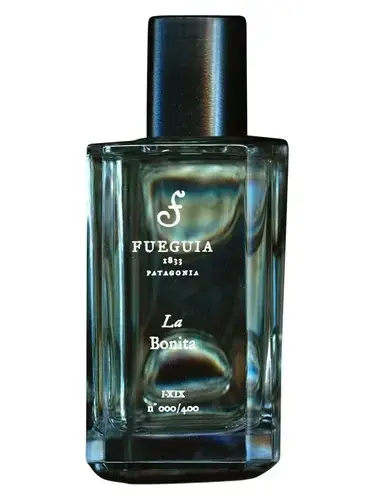 La Bonita by Fueguia 1833 bottle