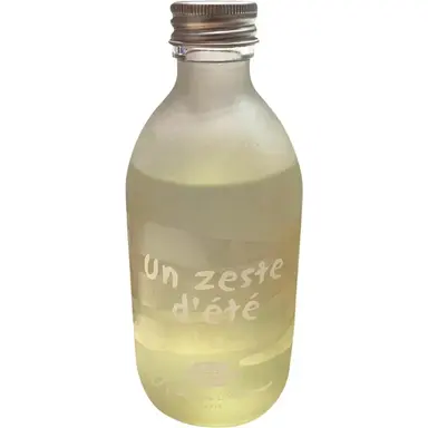 Un Zeste d'Eté by L'Artisan Parfumeur bottle