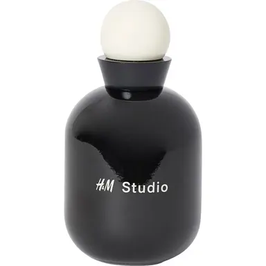 Universal by H&M bottle