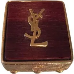 Y by Yves Saint Laurent bottle